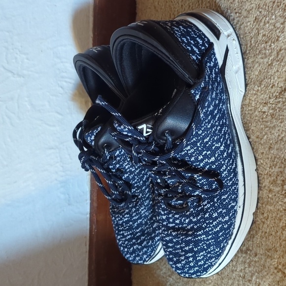 Zeba 'Midnight Blue' Hands-Free Sneakers - Men's 8.5 - Picture 3 of 11